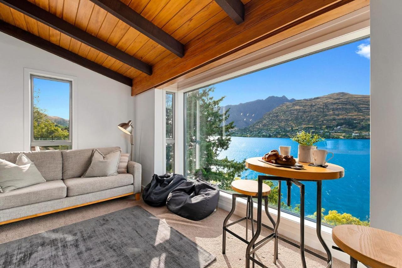 Queenstown Lakefront Dream 4 Bed Exterior photo