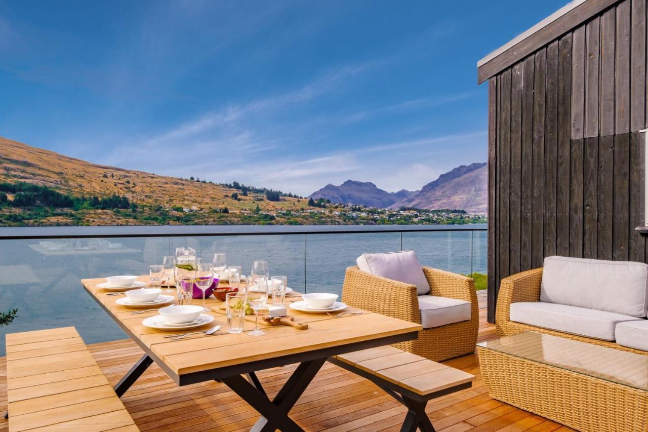 Queenstown Lakefront Dream 4 Bed Exterior photo