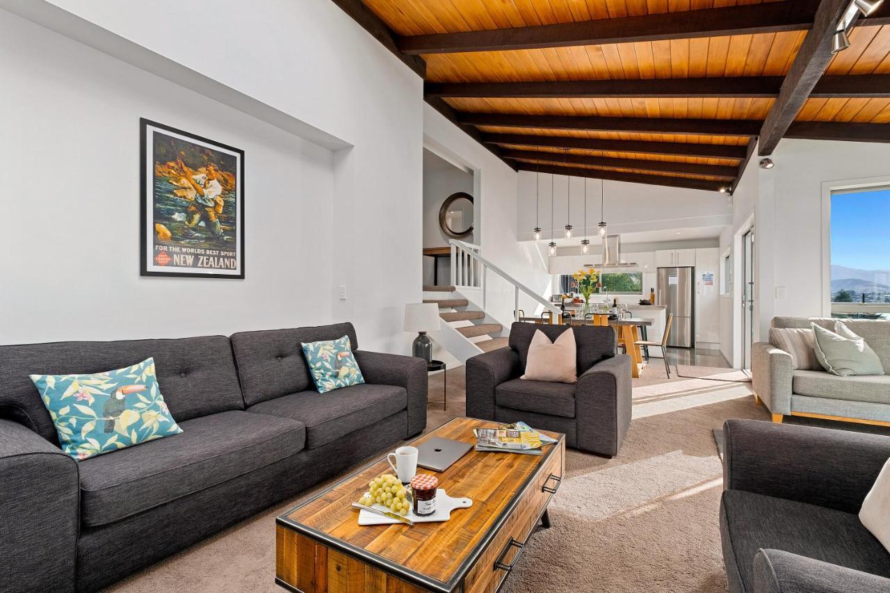 Queenstown Lakefront Dream 4 Bed Exterior photo